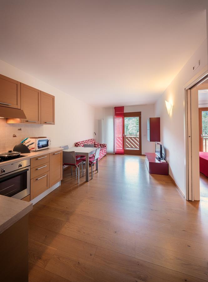 Residenza Finestra Sul Parco Apartment โกมาโนแตร์เม ภายนอก รูปภาพ